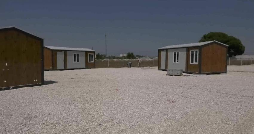 Antalya Büyükşehir Belediyesi'nin yürüttüğü "Tarımda Mevsimlik İşçilere Destek Projesi" kapsamında