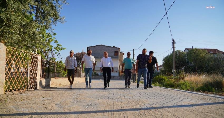 Ayvalık Belediyesi, ilçe genelinde yol çalışmalarını sürdürüyor. Bu kapsamda Küçükköy