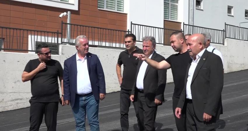 Bornova Belediyesi yaklaşan kış mevsimi öncesi ilçe genelinde yaptığı yol