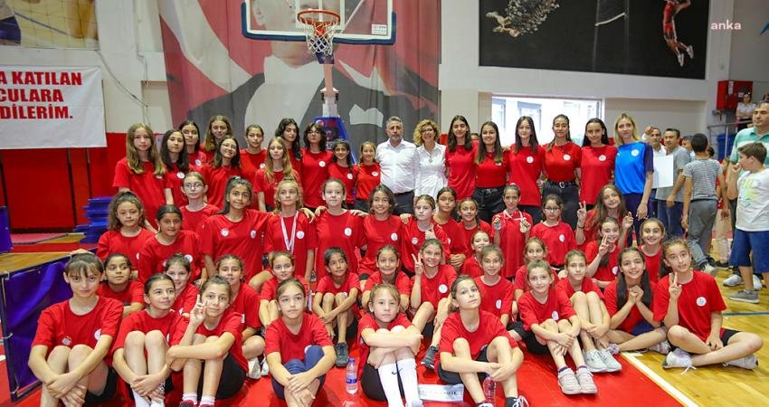 Yaz sezonunu binlerce kişinin katıldığı dolu dolu spor etkinlikleriyle tamamlayan