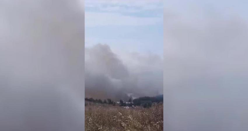 Bursa’nın Mudanya ilçesinde orman yangınını söndürme çalışmaları devam ediyor.