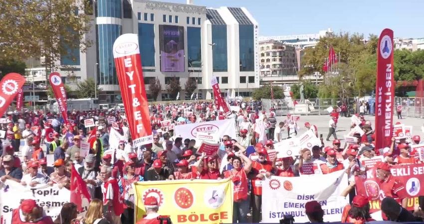 Devrimci İşçi Sendikaları Konfederasyonu (DİSK), İstanbul Kartal Meydanı’nda “Emekli Buluşması”