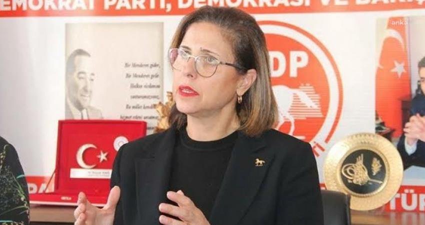 Türkiye Cumhuriyeti pasaportunu sosyal medya hesabında paylaşarak Atatürk’e hakaret eden