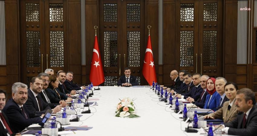 Cumhurbaşkanı Yardımcısı Cevdet Yılmaz başkanlığında toplanan Ekonomi Koordinasyon Kurulu toplantısı