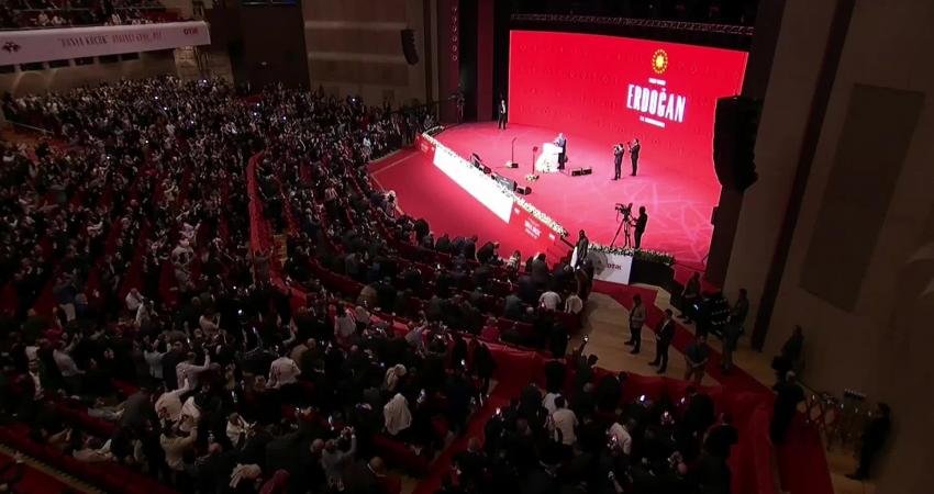 Cumhurbaşkanı Recep Tayyip Erdoğan, Haliç Kongre Merkezi'ndeki 10. Dünya Türk