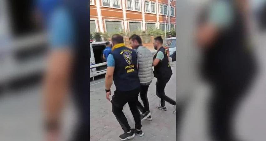 İstanbul'un Beylikdüzü ilçesinde girdiği markette kasiyere saldıran ve arkadaşını korumaya