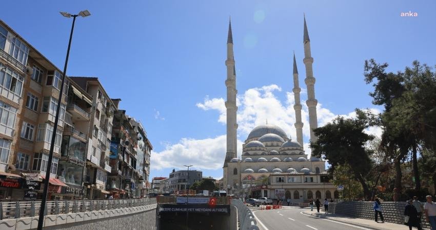 İstanbul Büyükşehir Belediyesi (İBB) tarafından yapılan Maltepe Cumhuriyet Meydanı Alt