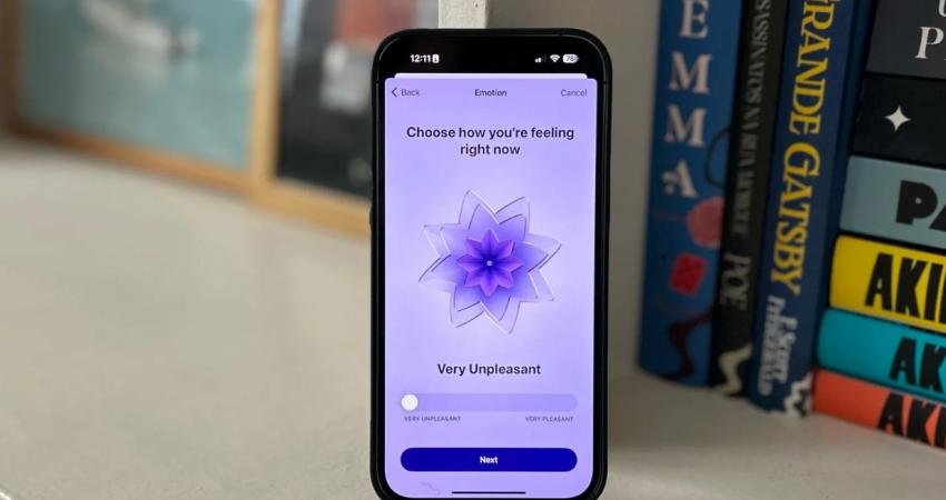 Gölgede kalan iOS 17 özelliklerinden biri olan Ekran Mesafesi özelliği