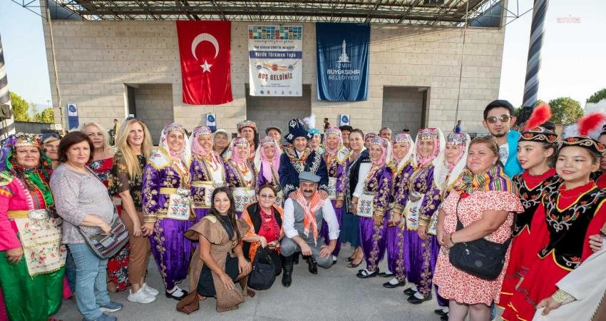 İzmir Büyükşehir Belediyesi, Türk coğrafyasından ülkelerin ve Türkiye’nin 7 bölgesinden