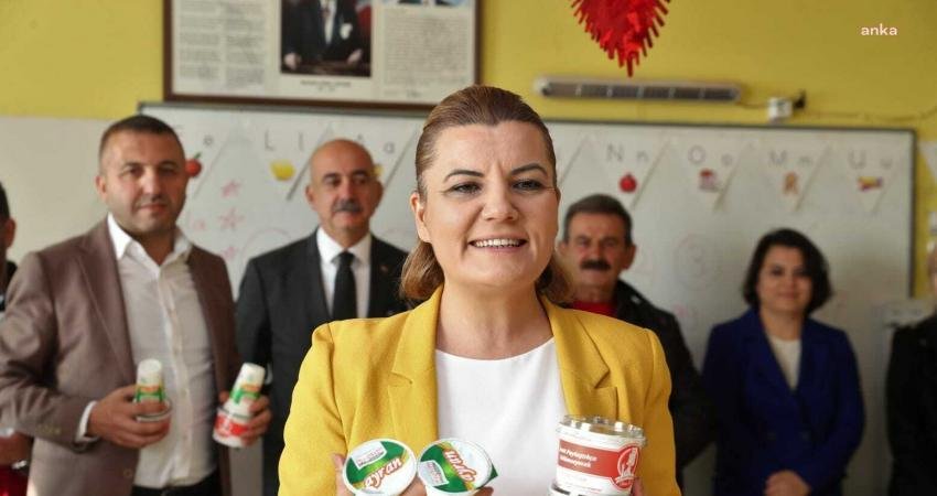 İzmit Belediye Başkanı Fatma Kaplan Hürriyet, ilkokul çağındaki çocuklara sağlıklı