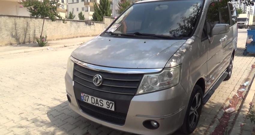 Kadirlili Depremzede: “Sırf Plakamız 07 Diye Bize Ek Motorlu Taşıtlar Vergisi Çıktı” Osmaniye’nin Kadirli ilçesinde yaşayan depremzede Selçuk Savran, aracına deprem illeri