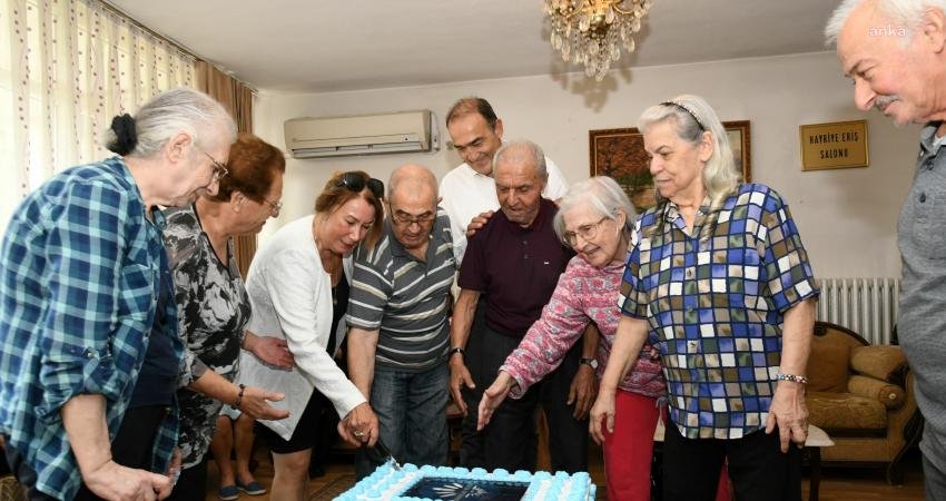 Karabağlar Belediye Başkan Vekili Zafer Levent Yıldır, 1 Ekim Dünya
