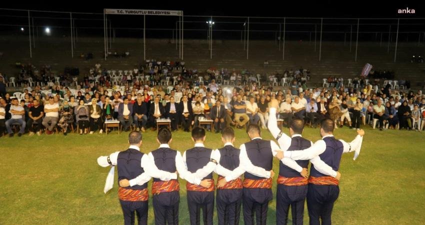 Turgutlu Belediyesi'nin hemşehri dernekleriyle birlikte organize ettiği ‘Hemşehri Geceleri’nin ikinci