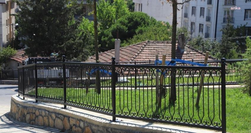Kartal Belediyesi, ilçedeki parkların güvenliği için çalışmalarını hızlandırdı.  Belediye