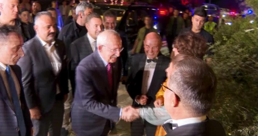 CHP Genel Başkanı Kemal Kılıçdaroğlu, İzmir Güzelbahçe’de İzmir Büyükşehir Belediye Başkanı
