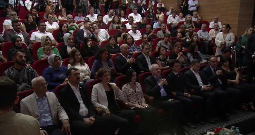 CHP Genel Başkanı Kemal Kılıçdaroğlu, İstanbul’da yeni üye katılım töreninde;