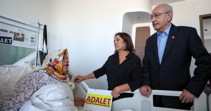 CHP Genel Başkanı Kemal Kılıçdaroğlu, eşi Selvi Kılıçdaroğlu ile birlikte