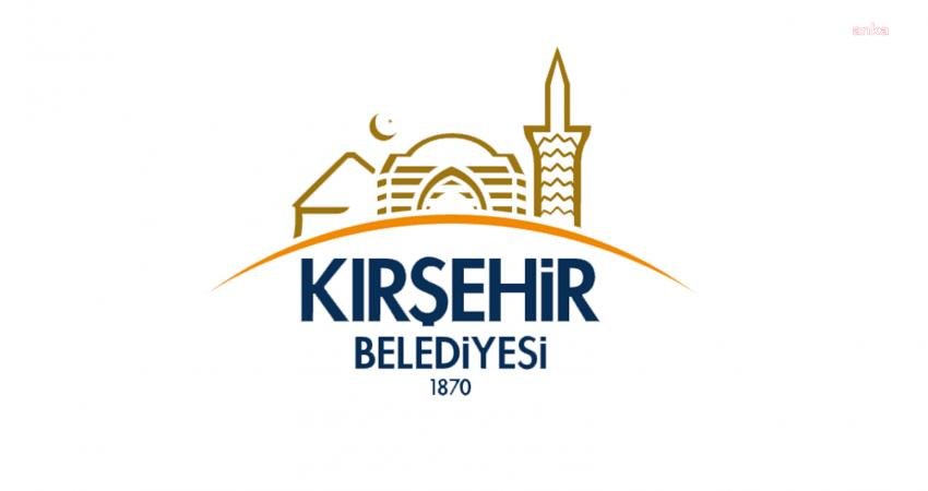 Kırşehir Belediyesi, ikametgâhını Kırşehir’e taşıyan üniversite öğrencilerine ulaşım desteği sağlıyor.
