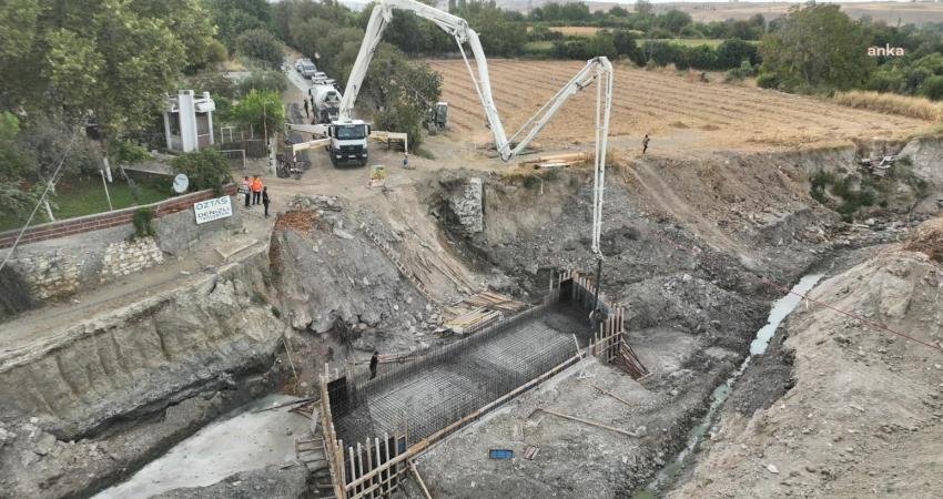 Denizli’de yaşanan sel felaketi sebebiyle yıkılan Eskihisar Mahallesi’ndeki köprü, Merkezefendi