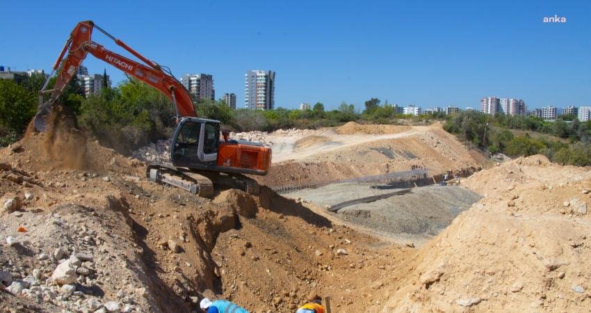 Mersin Büyükşehir Belediyesi’nin, Mersinlilerin daha güvenli ve konforlu bir ulaşıma