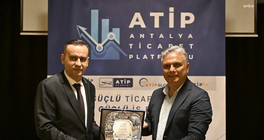 Muratpaşa Belediye Başkanı Ümit Uysal, Antalya Ticaret Platformu’nun (ATİP) toplantısında,