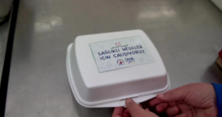 Muratpaşa Belediye Başkanı Ümit Uysal, yeni eğitim ve öğretim yılında