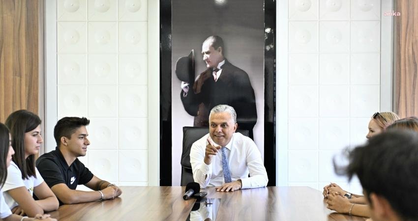 Antalya’da Muratpaşa Belediyesi’nin organizasyonuyla spor eğitmenleri ve antrenörlerin üniversitelerin özel