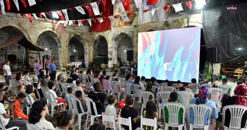 Mersin Büyükşehir Belediyesi Mut ilçe merkezinde yer alan tarihi Taşhan’da