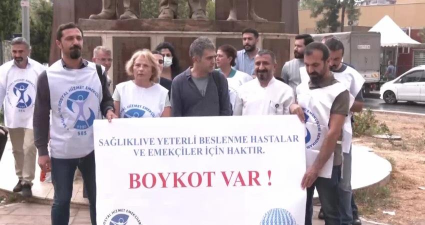 Sağlık emekçileri, tüm Türkiye’de hastanelerde verilen yemekleri, hijyenden ve besleyicilikten