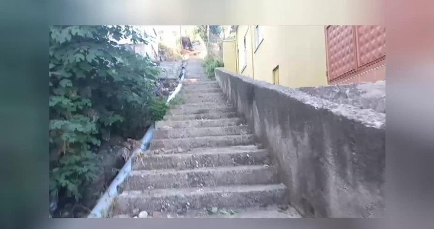 Samsun'un Canik ilçesi Derbent Mahallesi’nde yaşayan vatandaşlar her selde evlerini