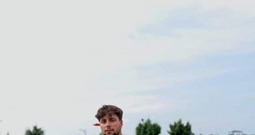 Sinop’ta Kaybolan 21 Yaşındaki Genç Aranıyor Sinop'ta dün akşam saatlerinden bu yana haber alınamayan 21 yaşındaki