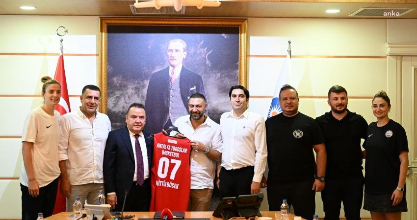 ING Kadınlar Basketbol Süper Ligi'nde mücadele eden Antalya Toroslar Basketbol