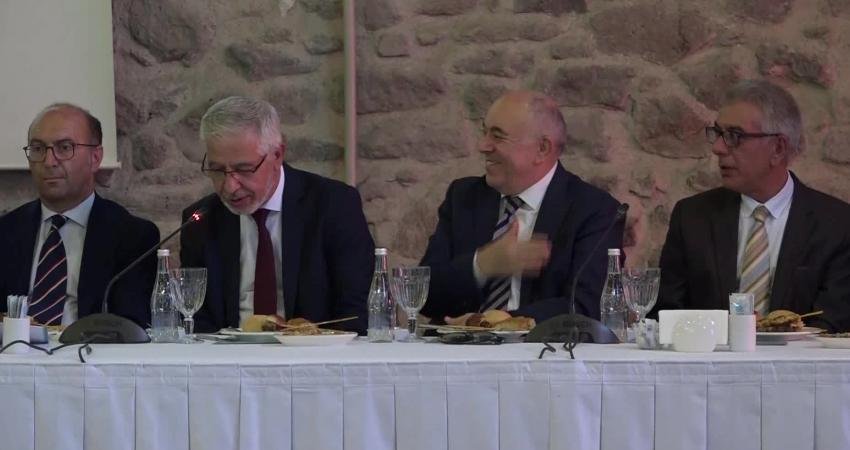 İzmir Büyükşehir Belediye Başkanı Tunç Soyer, İzmir Ekonomik Kalkınma Koordinasyon