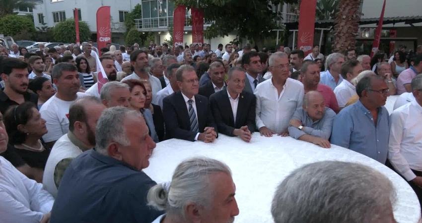 Mersin Büyükşehir Belediye Başkanı Vahap Seçer, Cumhuriyet Halk Partisi'nin (CHP)