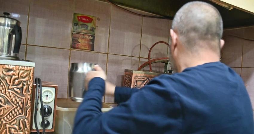 Yozgat Kahveciler ve Lokantacılar Odası Başkanı Eyüp Coşgun, çaya yapılan