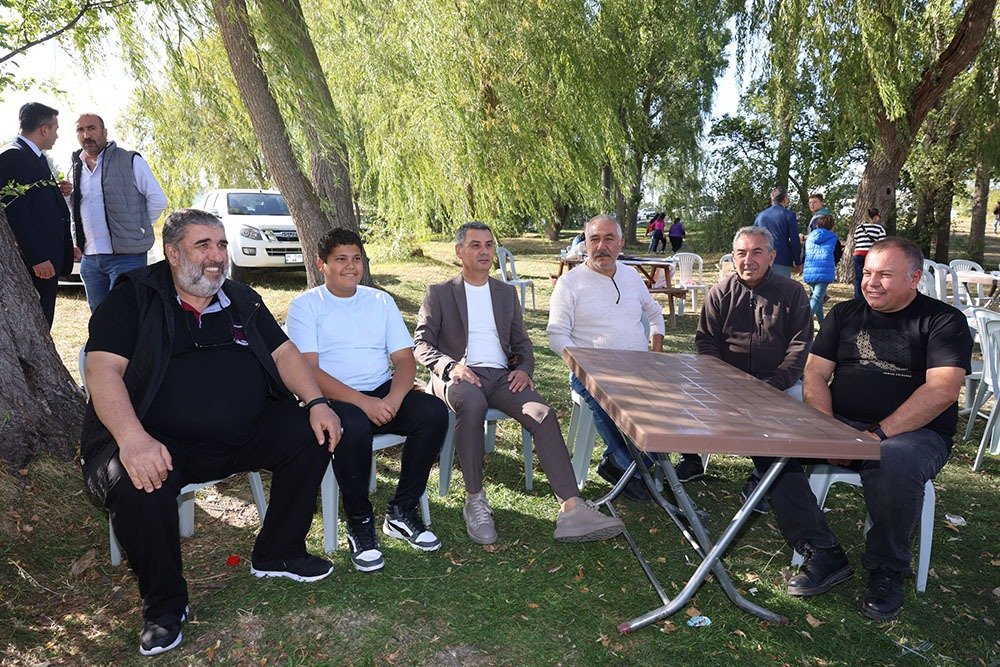Belediye çalışanlarından ‘ailem’ diye bahseden Gölbaşı Belediye Başkanı Ramazan Şimşek