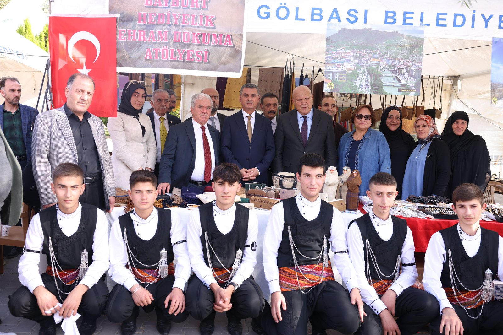 Türkiye’nin dört bir yanından gelen il hemşeri dernekleri Gölbaşı Sahil
