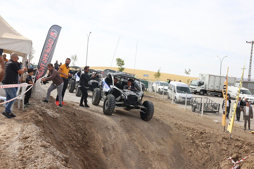 Türkiye’nin en büyük Drift ve Otomobil Festivali, Gölbaşı Belediyesi’nin desteğiyle