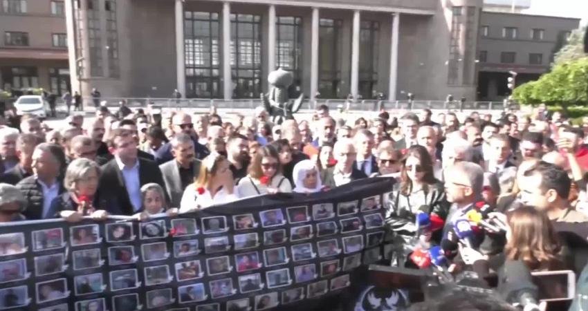 10 Ekim katliamında yaşamını yitirenler, katliamın 8. yılında Ankara Tren