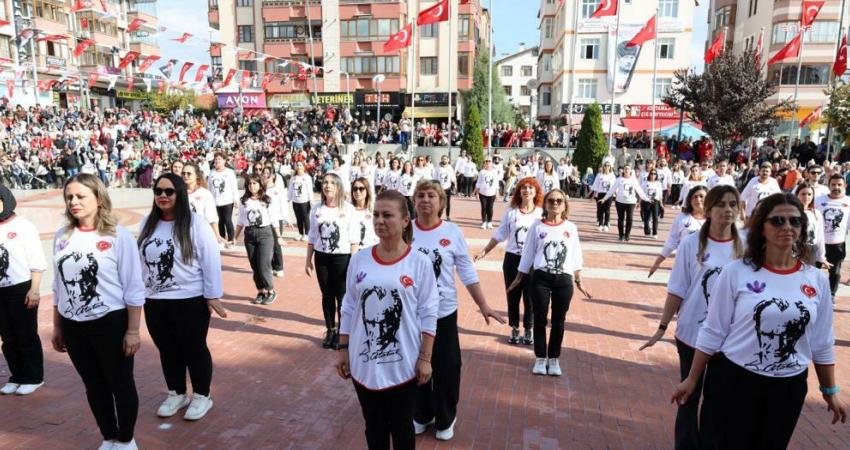 Safranbolu Belediyesi tarafından organize edilen etkinlikle 100 kişiden oluşan ekip,