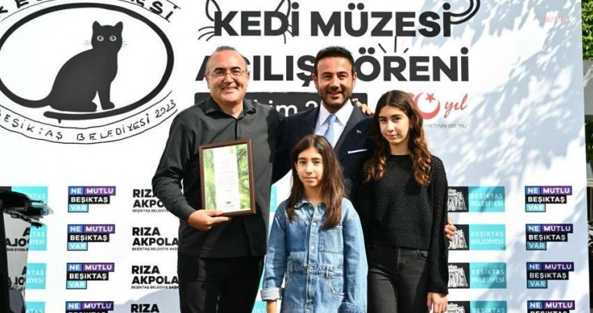 Beşiktaş Belediyesi, 4 Ekim Dünya Hayvanları Koruma Günü’nde masallar, oyuncaklar,