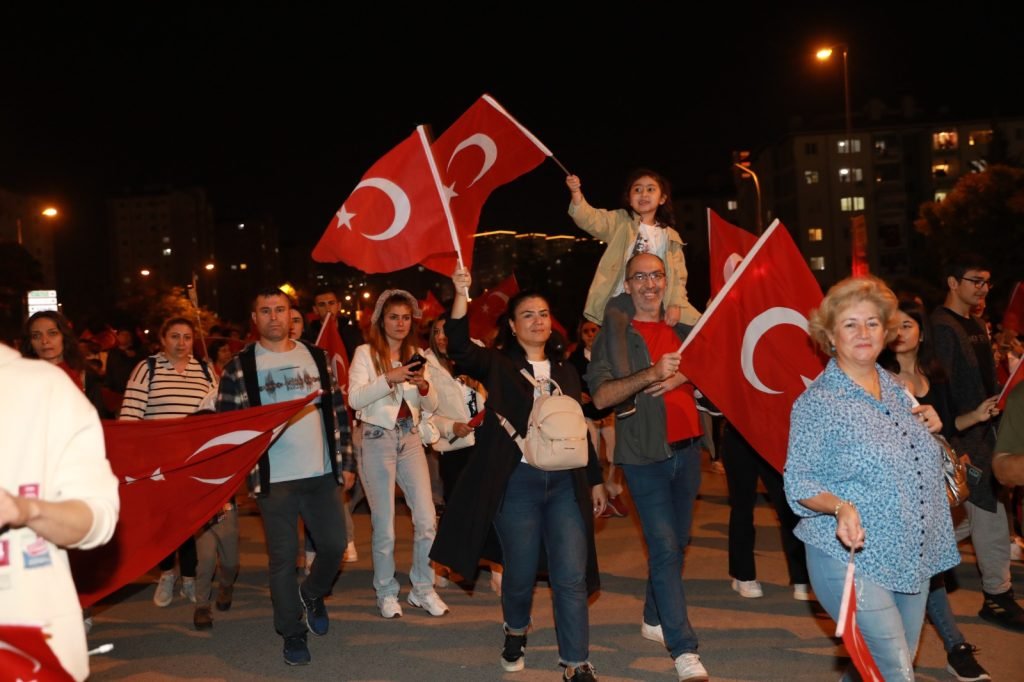 ankara-etimesgutta-cumhuriyet-korteji