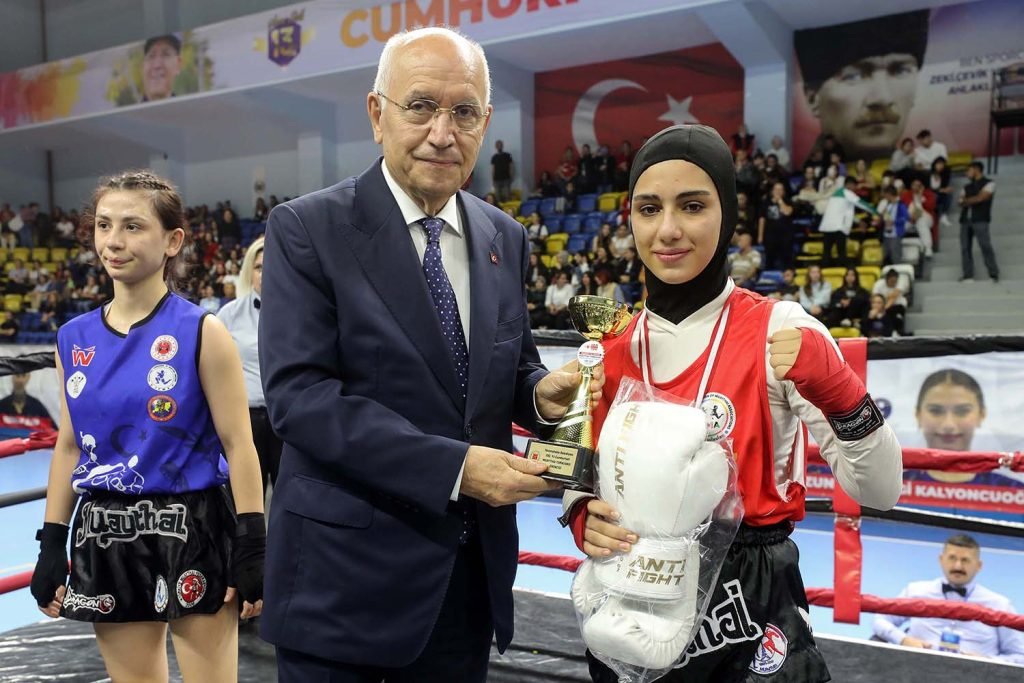 cumhuriyetin-100-yasina-ozel-turnuva