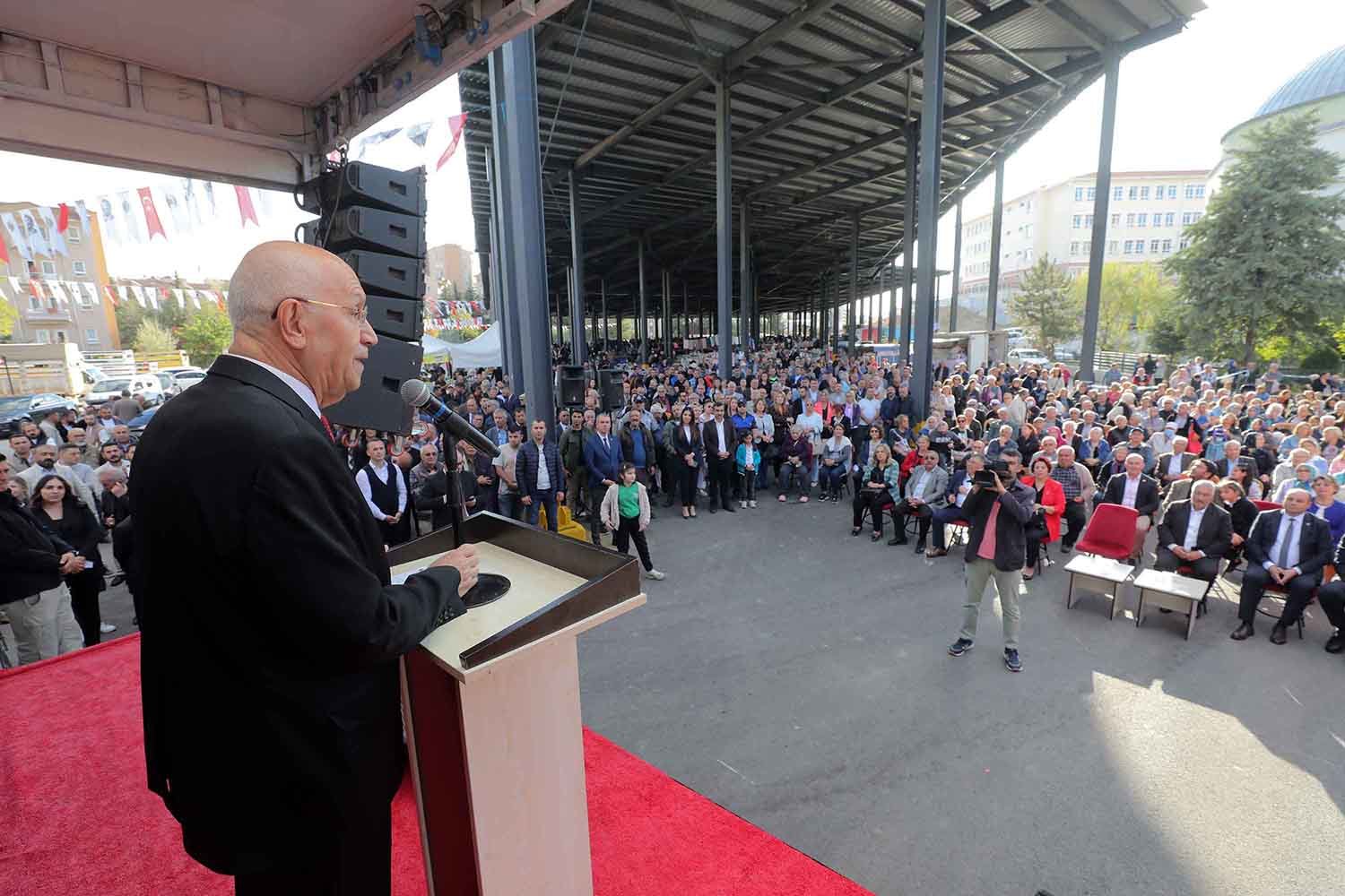 Yenimahalle Belediyesi’nin doğa dostu projeleri kapsamında hayata geçirdiği güneş enerjili