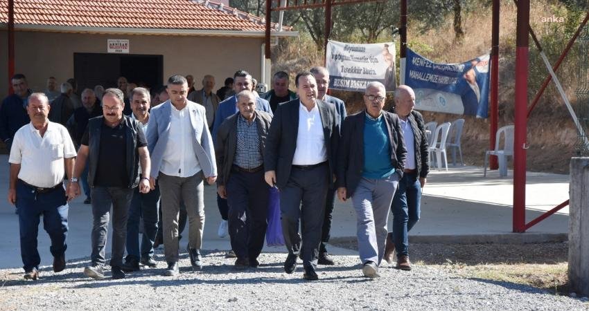 Akhisar Belediye Başkanı Besim Dutlulu, kırsal mahallelerde yapılan çalışmaları 