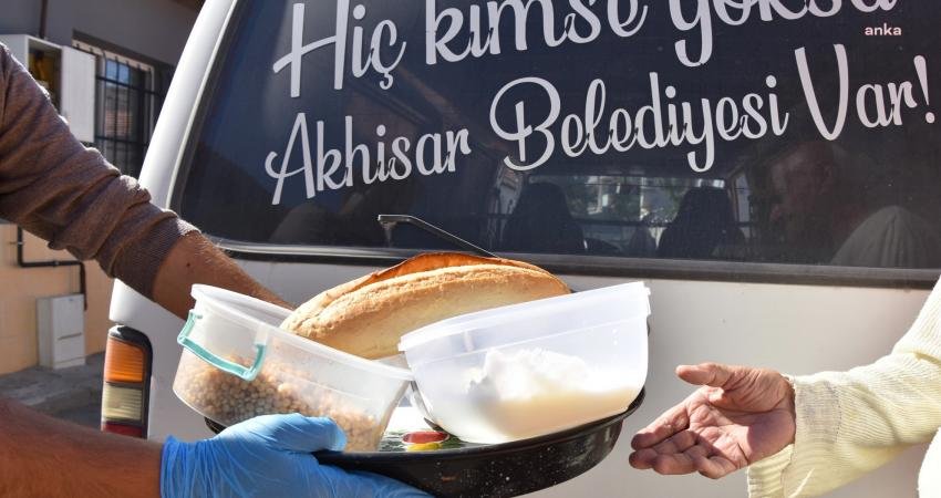 Akhisar Belediyesi, 2021 yılında hizmete açtığı aşevinde hazırladığı sıcak yemekleri