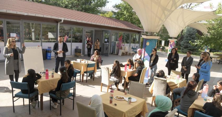 Ankara Büyükşehir Belediyesi, “11 Ekim Dünya Kız Çocukları Günü”nü Başkent'te