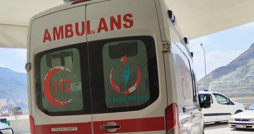 Artvin’in Şavşat ilçesi Çavdarlı köyünde arazi anlaşmazlığı nedeniyle çıkan kavgada