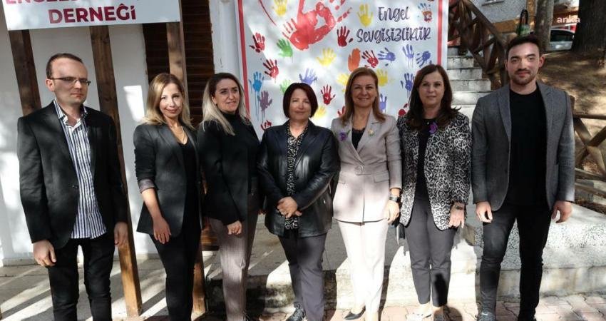 İzmir Karaburun Belediye Başkanı İlkay Girgin Erdoğan ve İzmir Balçova