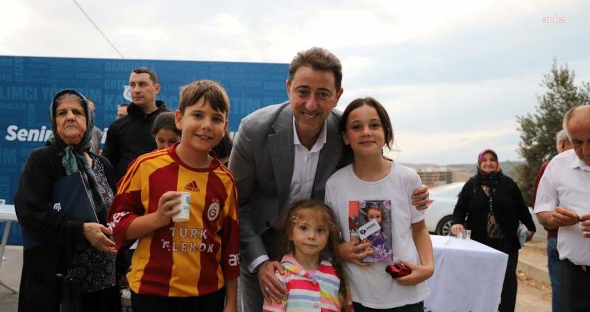 Bandırma Belediye Başkanı Tolga Tosun, muhtarlar ve vatandaşlarla buluşmaya devam